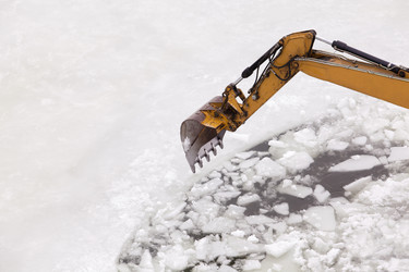 Similar image 13033115