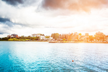 Similar image 13044995