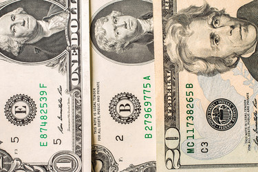 Similar image 13044382