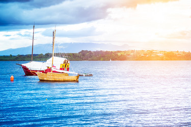 Similar image 13058998