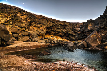 Similar image 13064119