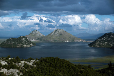 Similar image 13067906