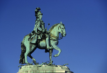 Similar image 13072426