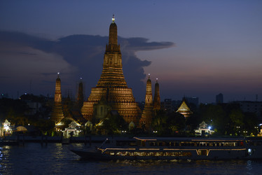 Similar image 13083611