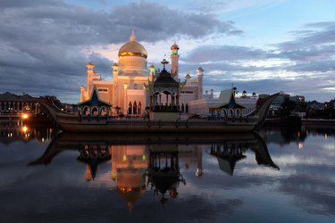 Similar image 13072351