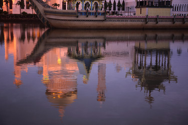 Similar image 13072548