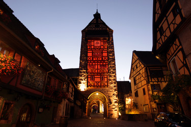 Similar image 13072093