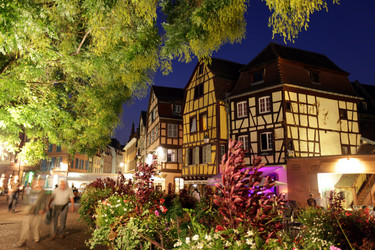 Similar image 13083343