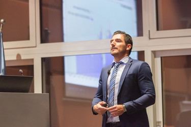 Similar image 13106589