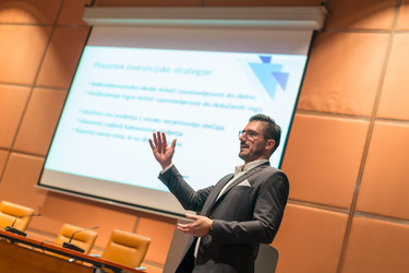 Similar image 13108034