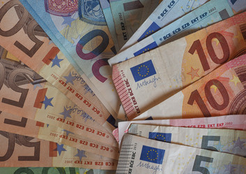 Similar image 13078463