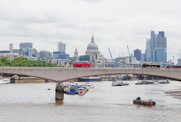 Similar image 13078510