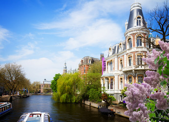 Similar image 13088361