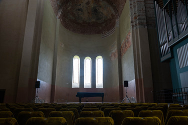 Similar image 13096873