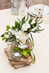 Similar image 13071773