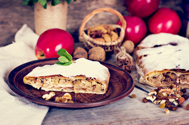 Similar image 13071972