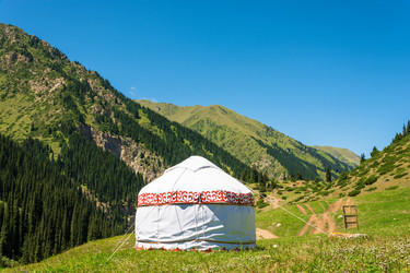 Similar image 13096910