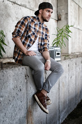 Similar image 13079799