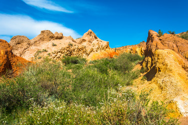 Similar image 13097095