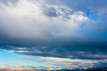 Similar image 13097112