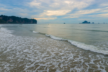 Similar image 13066083