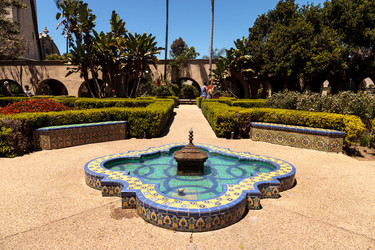 Similar image 13105888