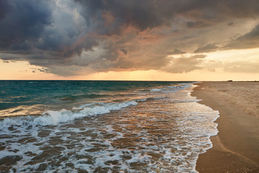 Similar image 13075101