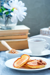 Similar image 13075817