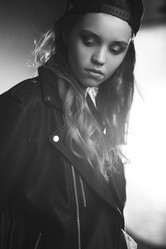 Similar image 13079071