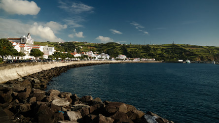 Similar image 13099093