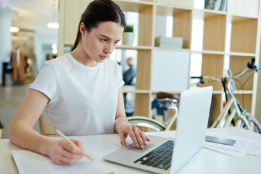 Similar image 13082940