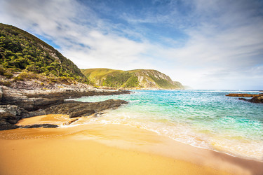 Similar image 13098368