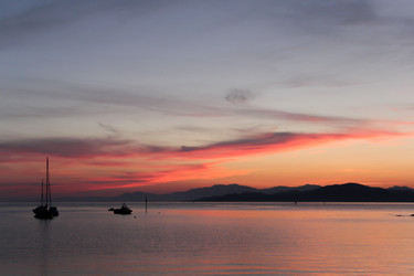 Similar image 13097948