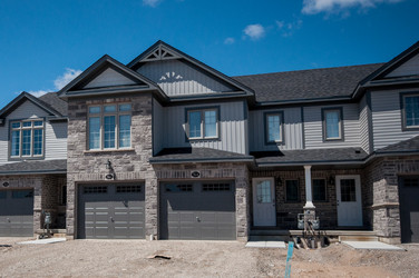 Similar image 13105735