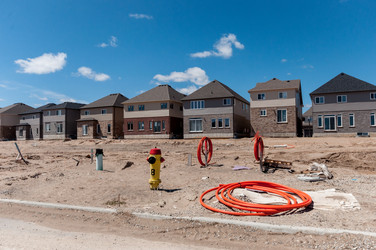 Similar image 13105736