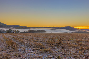 Similar image 13104695