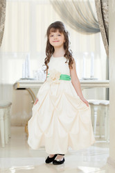 Similar image 13119072