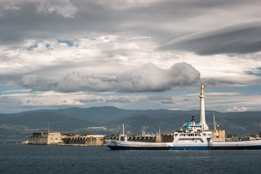 Similar image 13129422