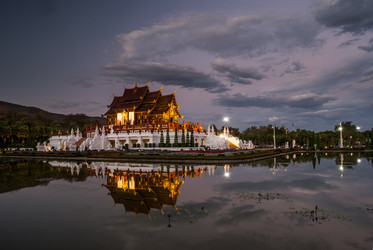 Similar image 13129581