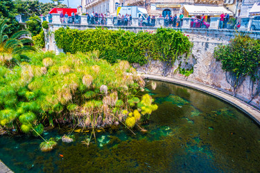 Similar image 13130046