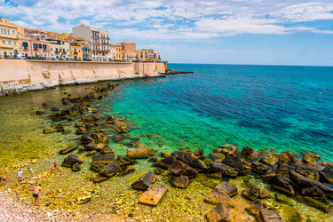 Similar image 13130063