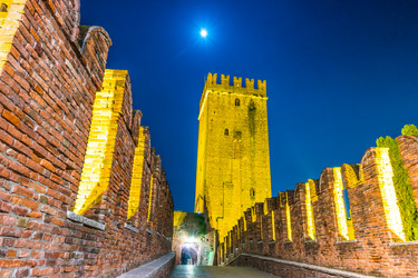 Similar image 13130189