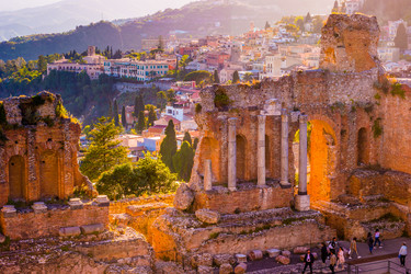 Similar image 13129946