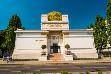 Similar image 13130172