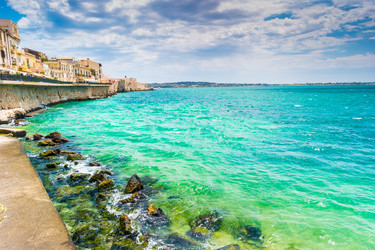 Similar image 13130200