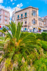 Similar image 13130218