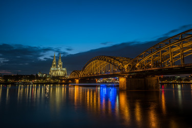 Similar image 13130089