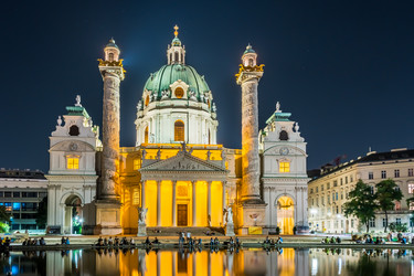 Similar image 13130381