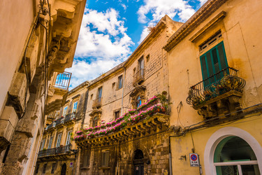 Similar image 13130541