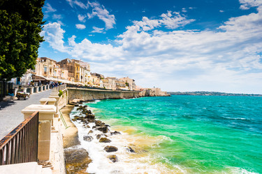 Similar image 13131095